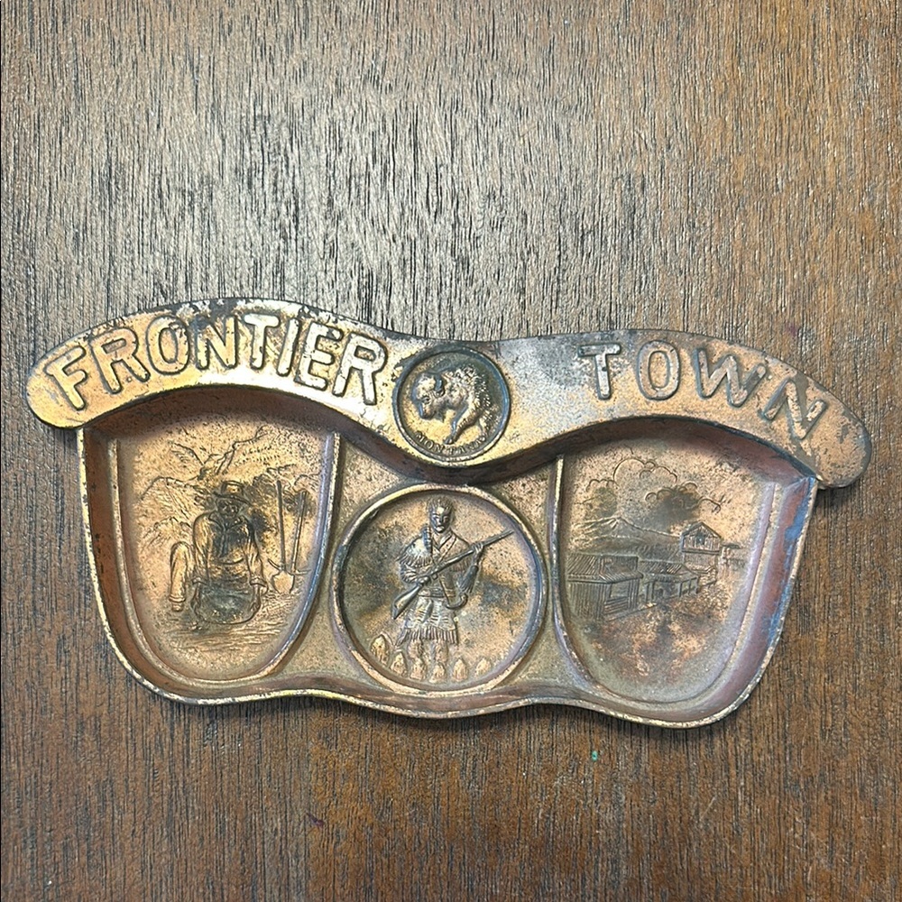 Frontier Town Decorative Plaque - Bronze Finish